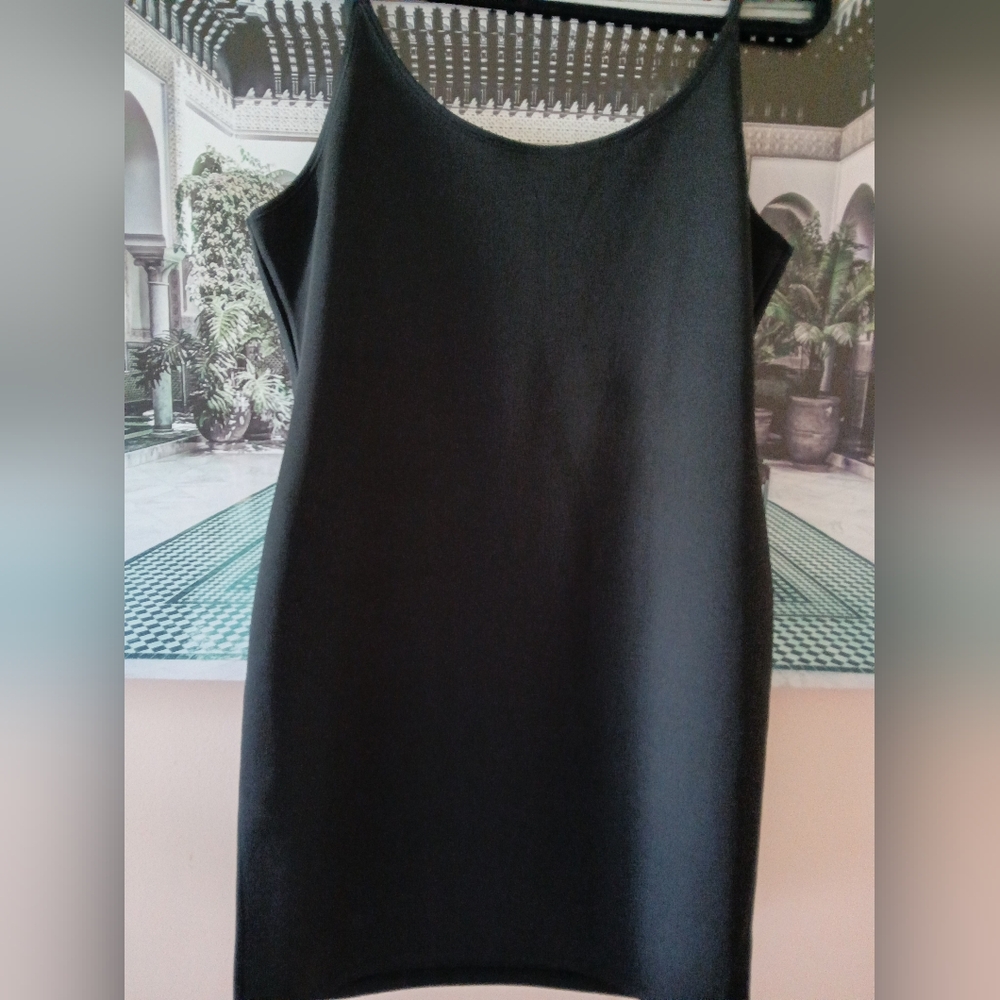 BLACK SPAGHETTI STRAP DRESS - Picture 3 of 5